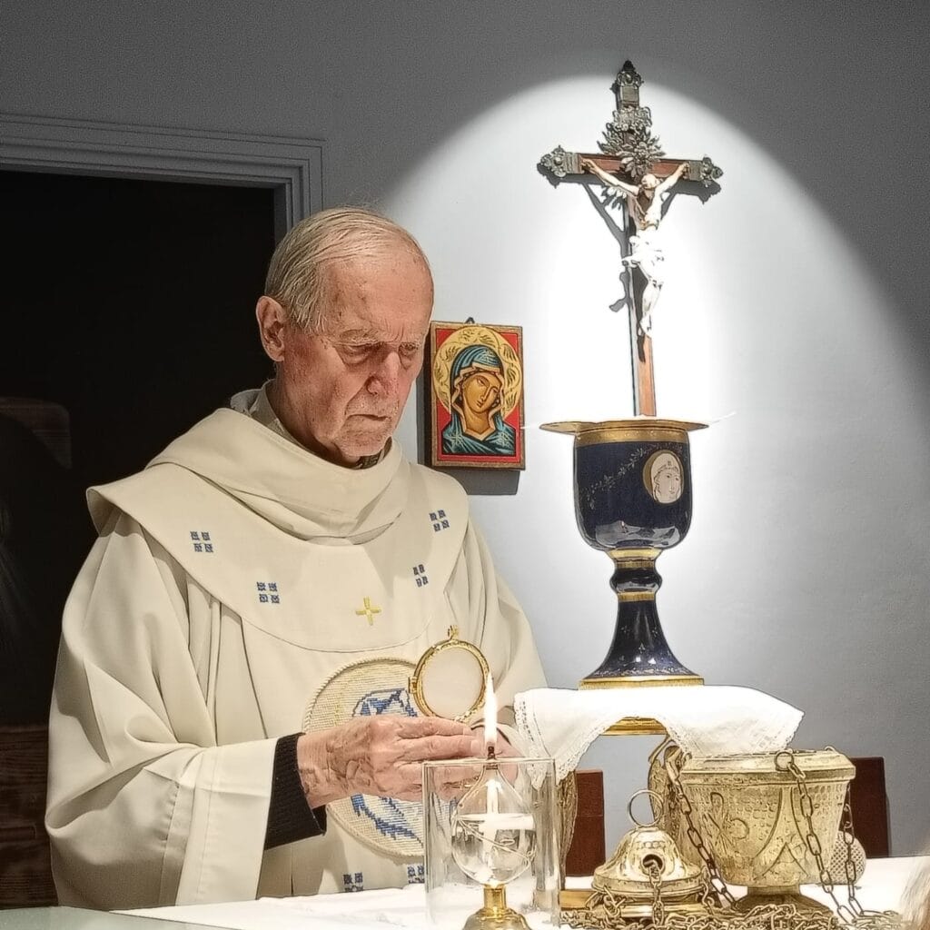 Padre Francis 12gen2025